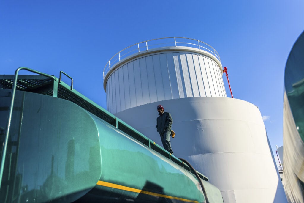 Industrial Tank Coatings: Benefits, Tank Failure, and Maintenance